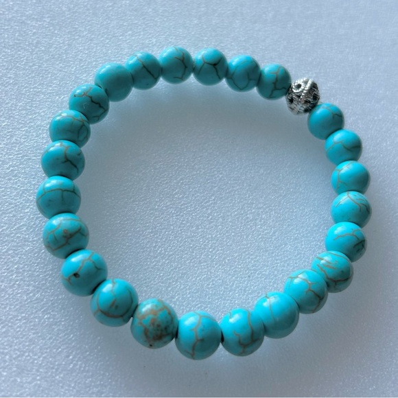 Dyed Howlite Stretch Bead Bracelet with Silvertone Accent Ornate Bead - Picture 1 of 5